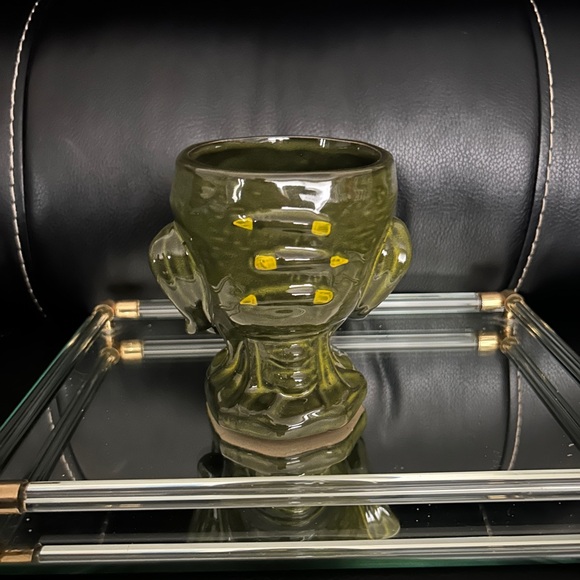 Disney World Trader Sam’s Grog Grotto Shrunken Head Polynesian Resort Tiki Mug - Picture 3 of 4